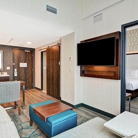Embassy Suites By Hilton Plainfield Indianapolis Airport Экстерьер фото