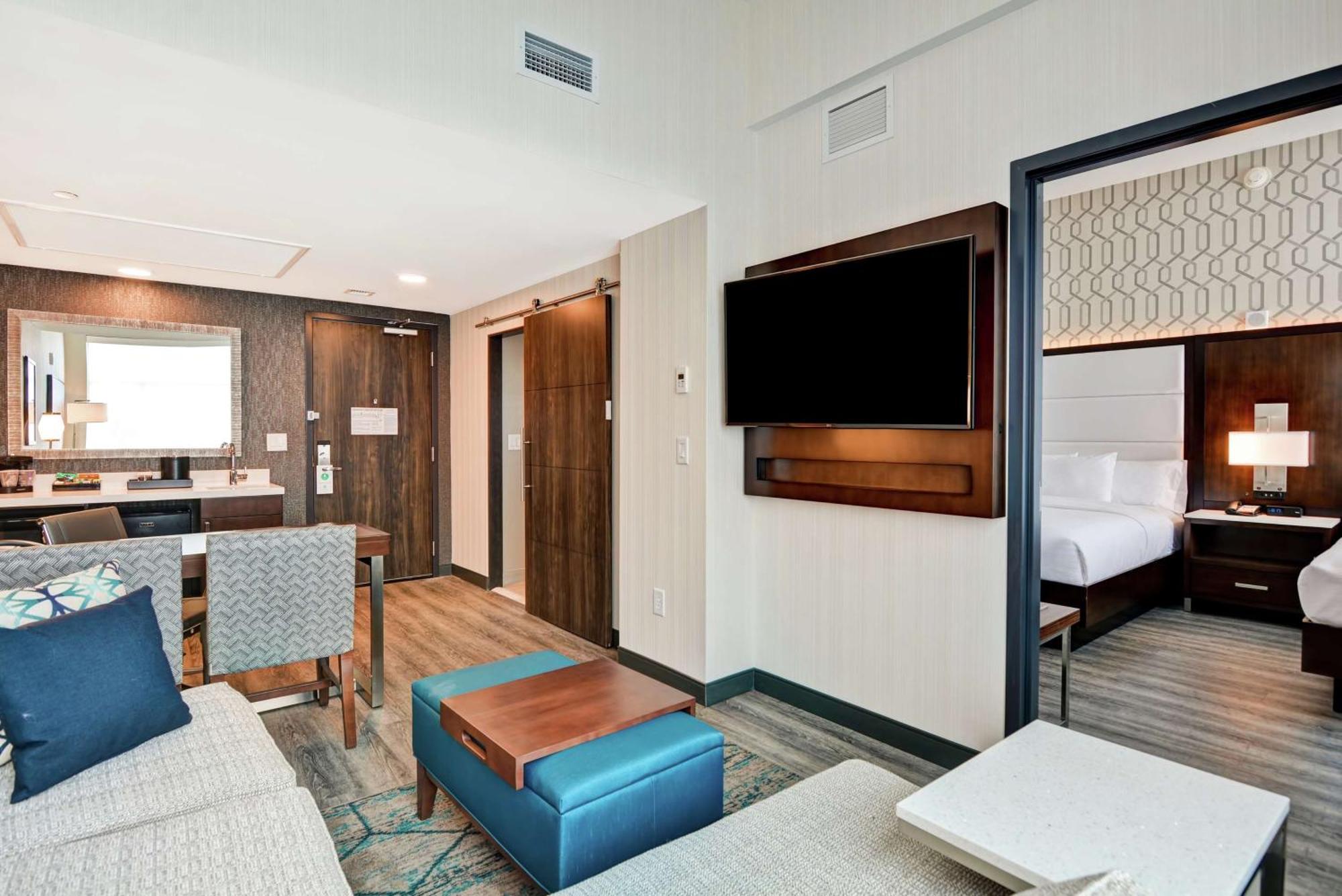 Embassy Suites By Hilton Plainfield Indianapolis Airport Экстерьер фото