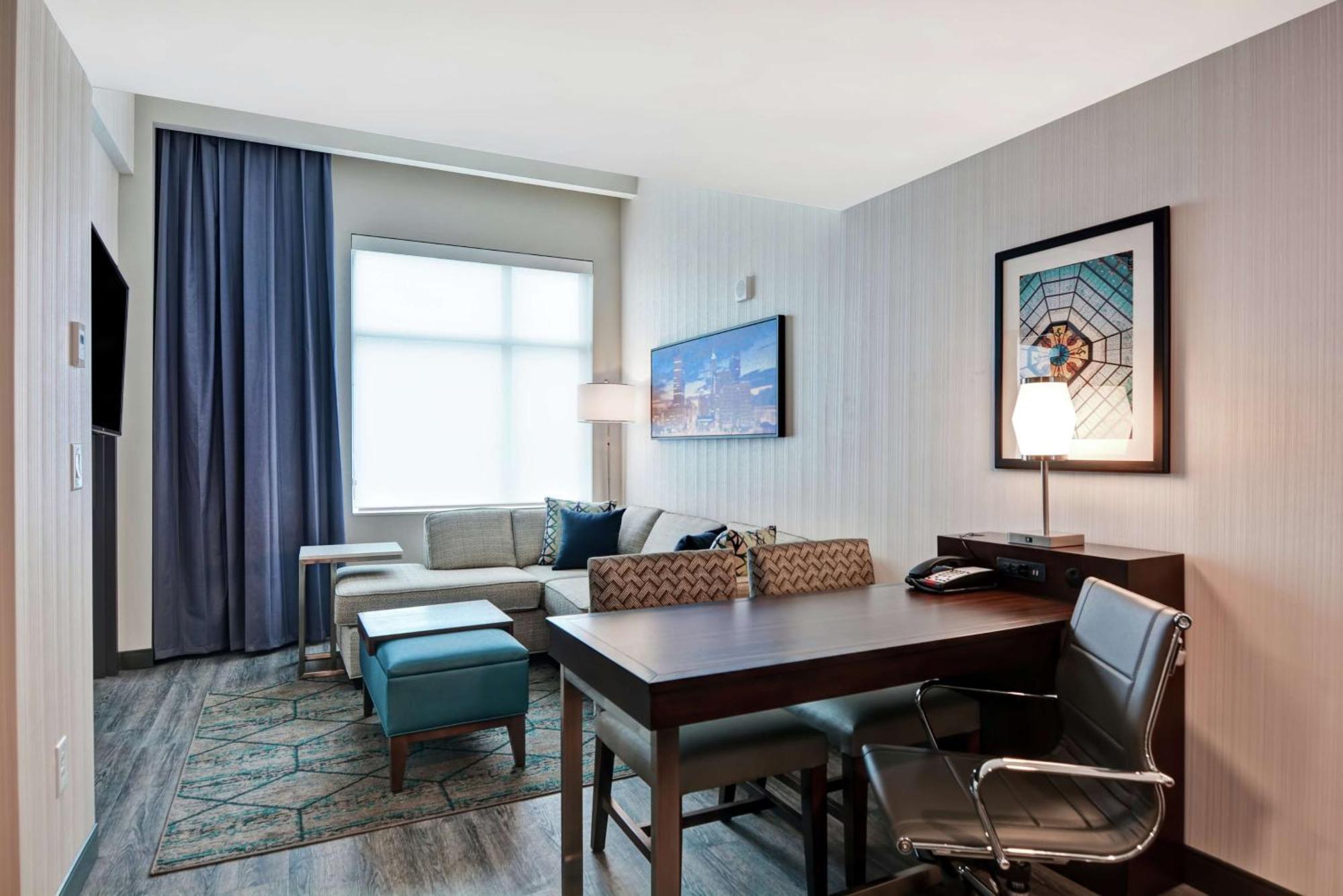 Embassy Suites By Hilton Plainfield Indianapolis Airport Экстерьер фото