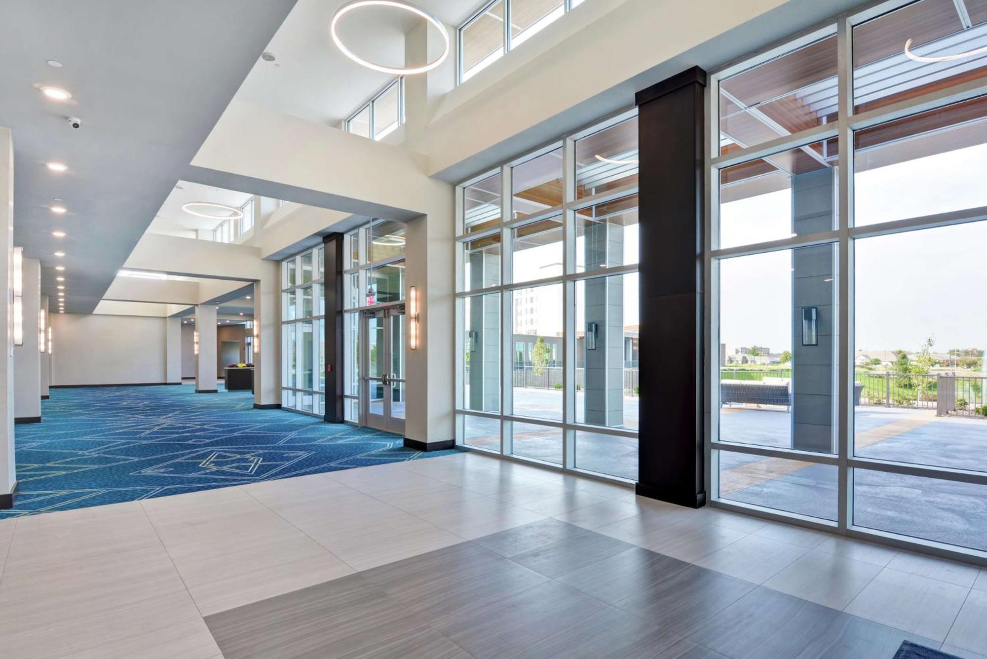 Embassy Suites By Hilton Plainfield Indianapolis Airport Экстерьер фото