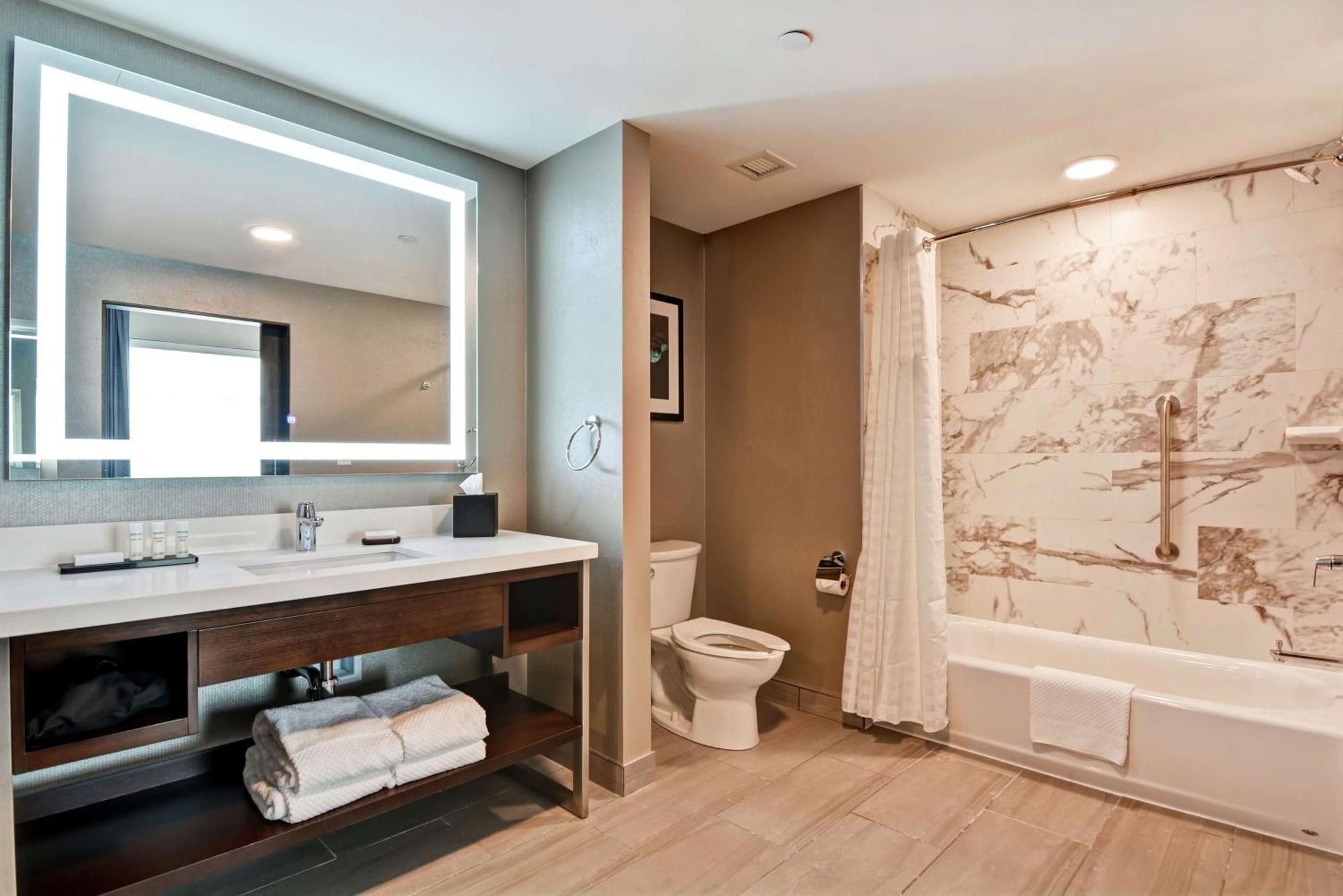 Embassy Suites By Hilton Plainfield Indianapolis Airport Экстерьер фото