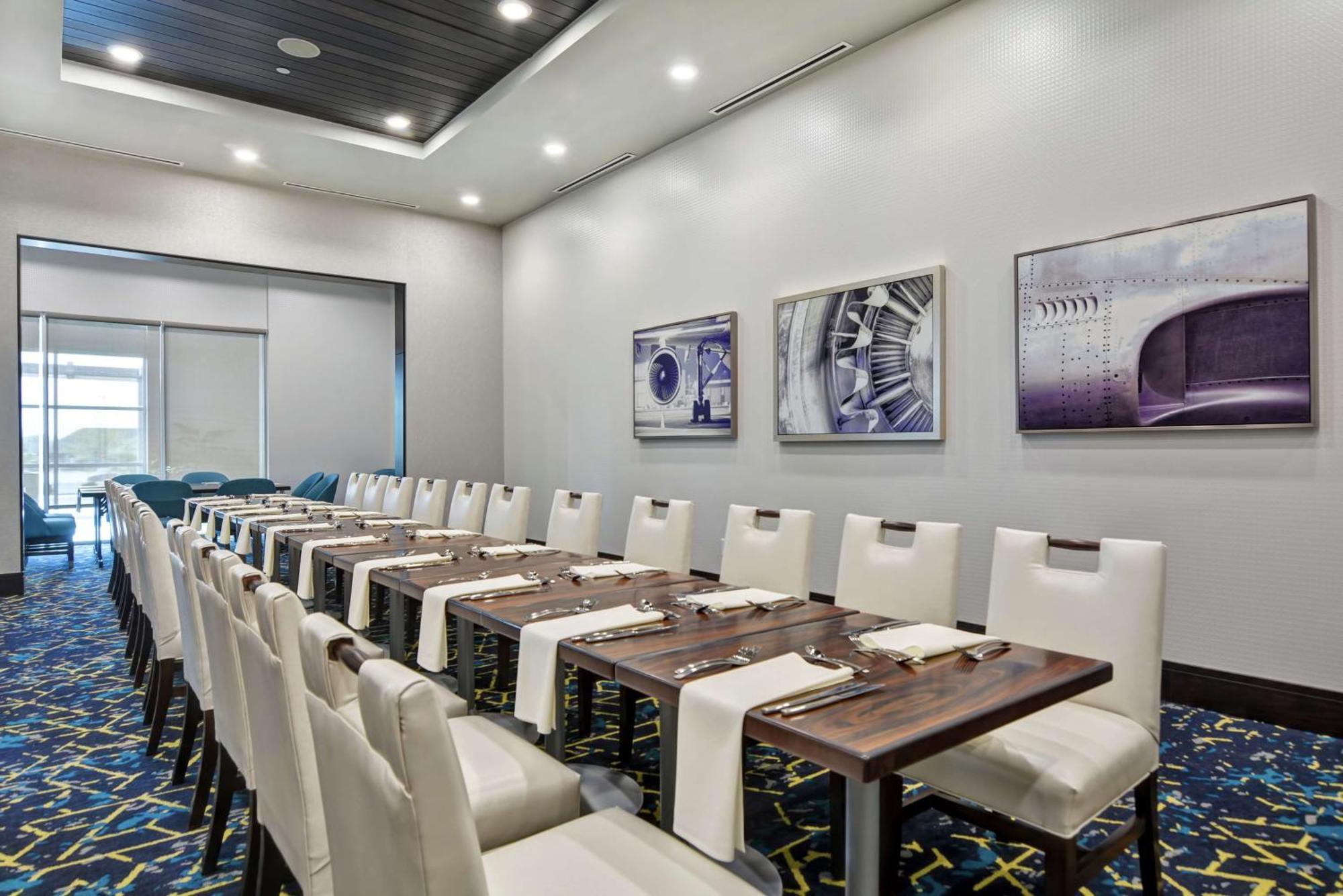 Embassy Suites By Hilton Plainfield Indianapolis Airport Экстерьер фото