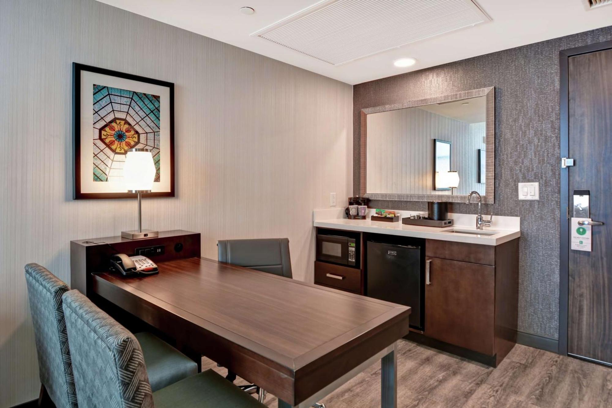 Embassy Suites By Hilton Plainfield Indianapolis Airport Экстерьер фото