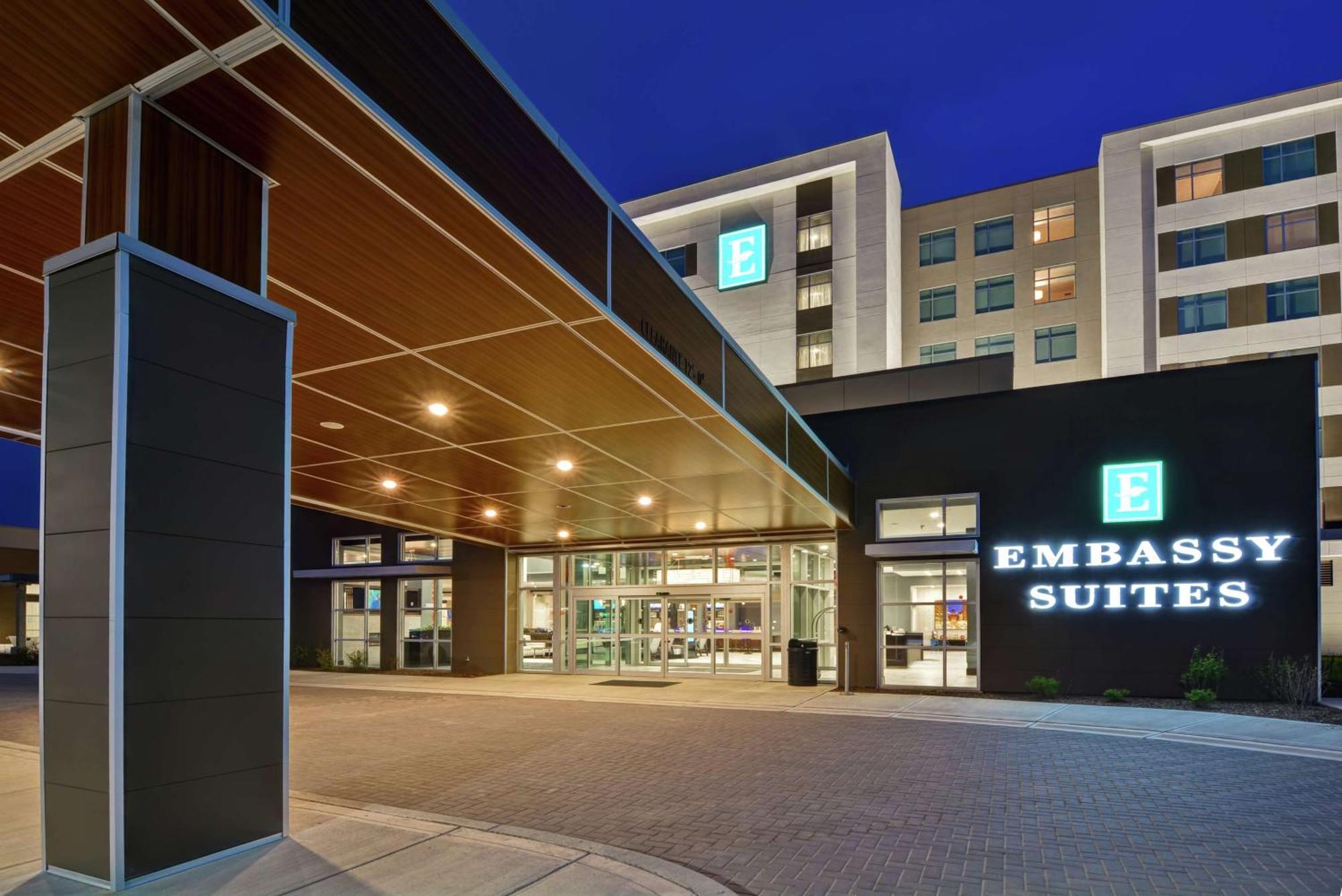 Embassy Suites By Hilton Plainfield Indianapolis Airport Экстерьер фото
